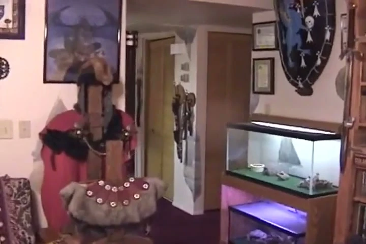 Bu ateşli sarışın orta yaşlı seksi kadını iş başında izlemeye bayılacaksın