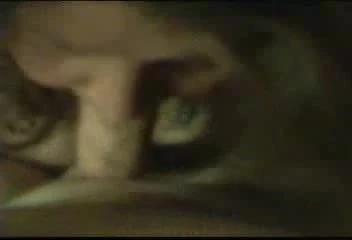 Неуклонно поднимаясь и опускаясь на мой член