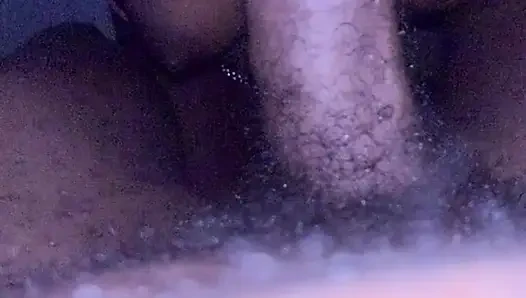 Şimdiye kadarki en iyi bakış açısı sakso açısı, yavaş sulu 18 yaşındaki pembe emen dudakların yakın çekimini izle