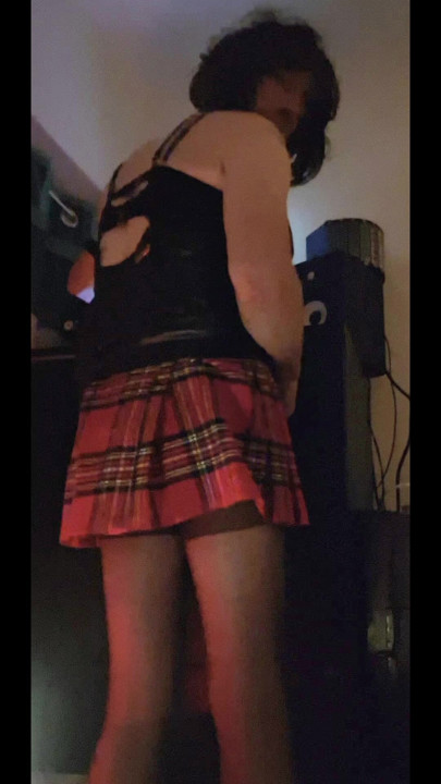 Trans tucked or not. Which one?