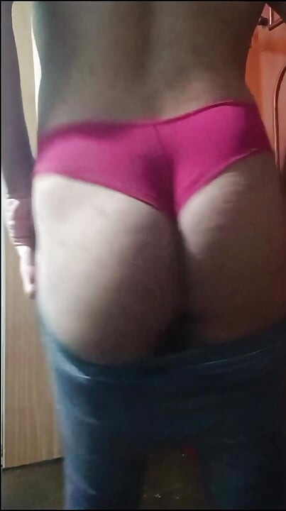 Showing My Sissy Ass