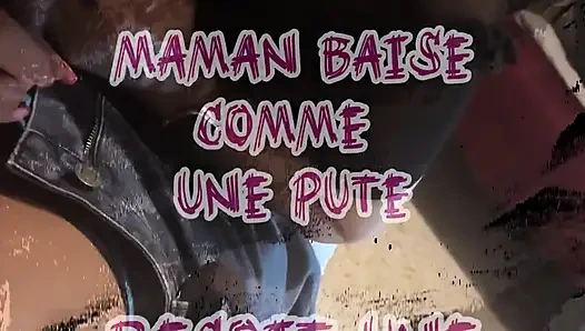 Ibu tiri nakal dengan rok mini dientot habis-habisan sampai dicrot di dalam