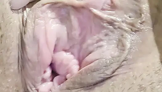 Sana alışveriş merkezinde sırrımı gösteriyorum