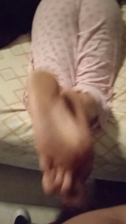 Dirty footjob 1