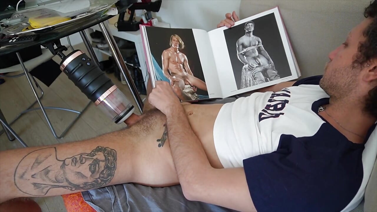 Harry_jen Gay Masturbator Toy Play and Cum