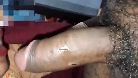 Desi mommy lund chus kar mal pi gyi