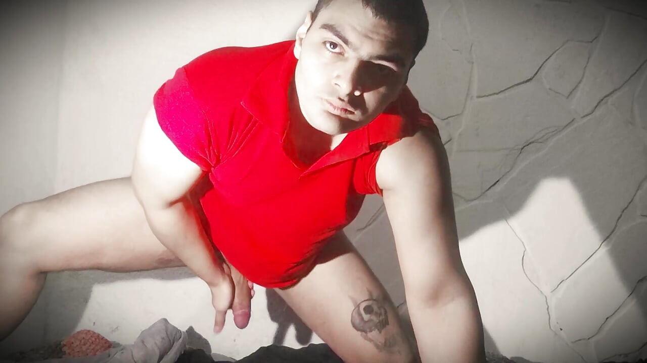 - N1 - Masturbation Big Dick 18 CM - Red XXX - Number One -