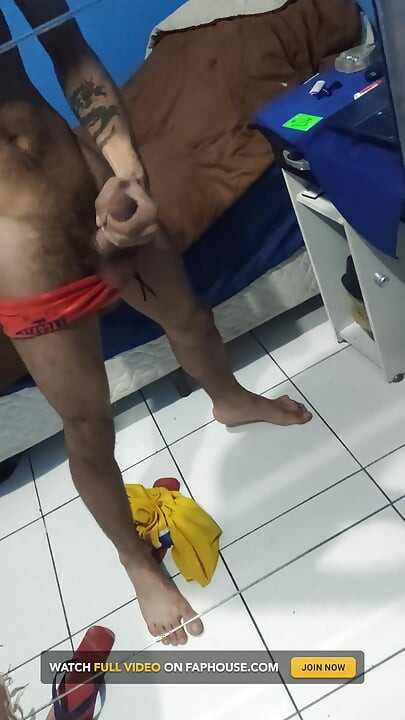 Cumming in the Mirror