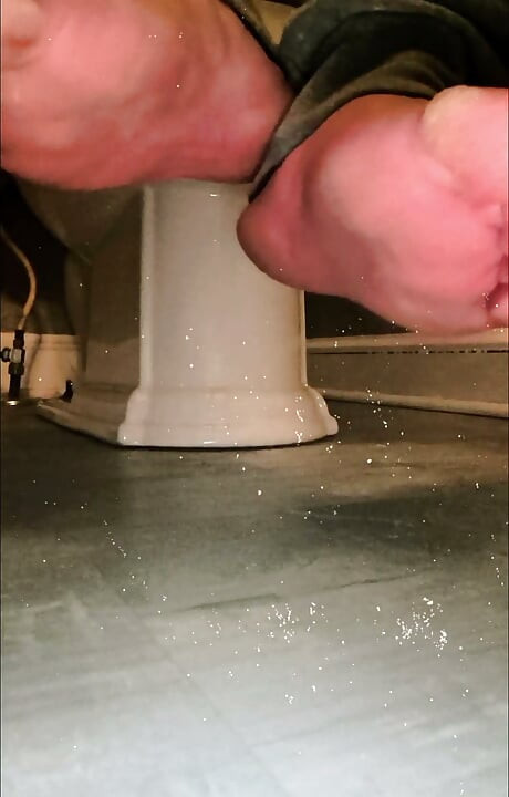 Tease chaud de pieds masculins, cul et bite