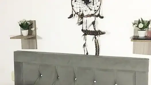 I get on top of my boyfriend and make him come inside me