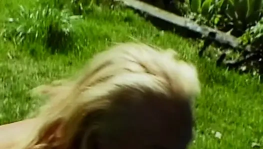 College Geständnisse: Heiße Lesbische Abenteuer