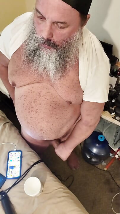 Bear Stepdaddy Cock