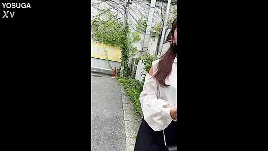 Bölüm 2 [18 yaşındaki Aktif Model] dergi kapaklarında düzenli olan 18 yaşındaki Filipinli yarı aktif model. Bir Japon kadın