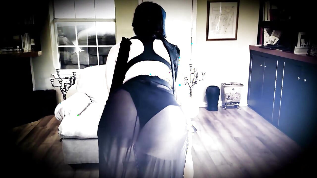 Nô Lệ Edge Femdom JOI Và Tuyển Tập Thờ Phụng Nữ Thần