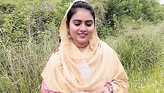 Açık havada güzel Hintli bangla köyü yenge zar zor anal sikişiyor video. 01