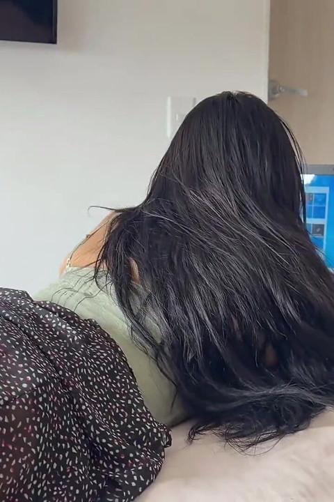 Homework Ideal for Fucking My Sister-in-law's Pussy While She Works on the Computer and Spreads My Cum on the Keyboard