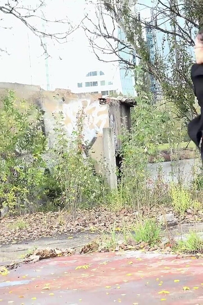 Windy Piss Puddle by Got 2 Pee where girls come to piss