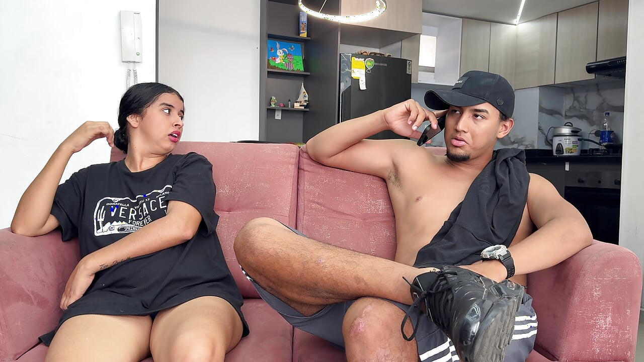 While my husband's cuckold makes lunch Latina slut gets fucked by stranger until he cums in her pussy