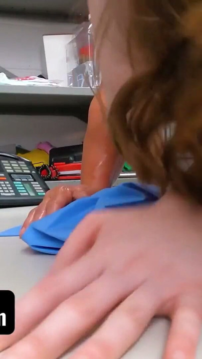 Yaz tatilinde Hazel Florida'ya gitti ve alışveriş merkezinden hırsızlık yapmaya karar verdi - shoplyfter | Klip 2