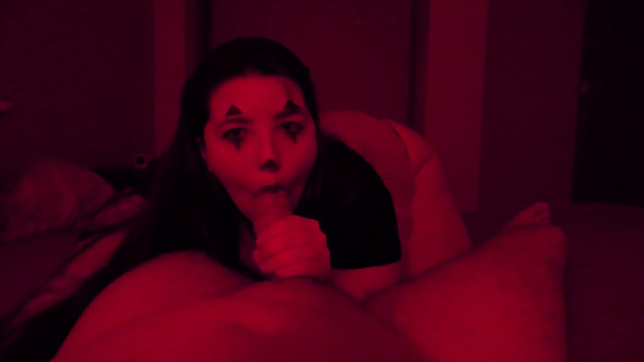 BBW-klovn suger og knuller stor kuk