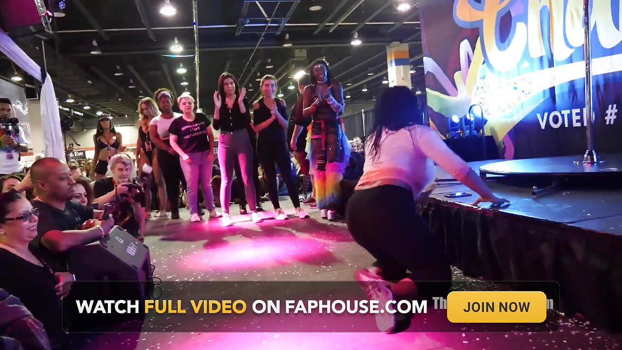 2018 Exxxotica Chicago
