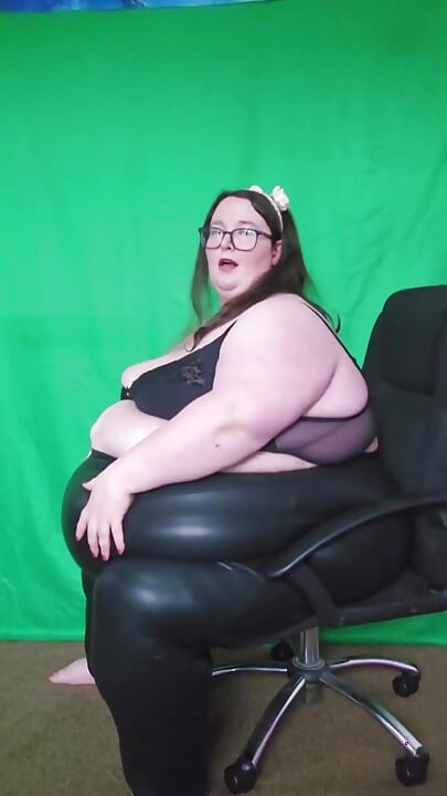 SSBBW Goddess Tight Leather Pants Custom