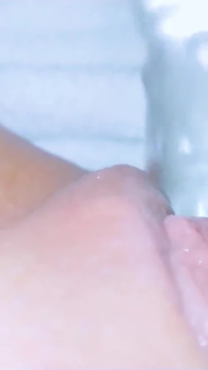 Thrilling moment from "I use a Glass DILDO for my PUSSY first Time SQUIRTING"