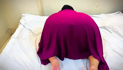 Ich kann meinen tag nicht ohne kissen vögeln beginnen, weil ich super heiße MILf-frauen aus araber bin