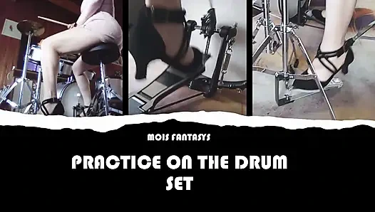 Практика на наборе барабанов