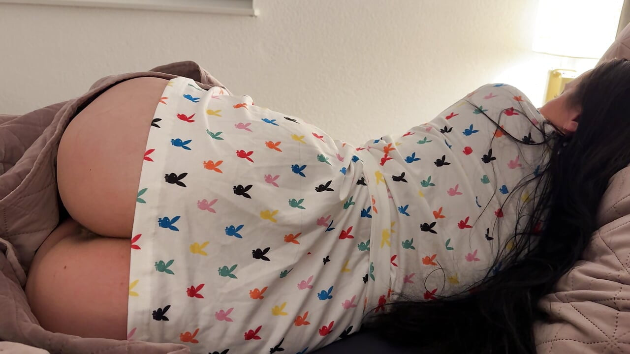 Step Son Cums Twice on Stepmom in Bed After Cuddle Request