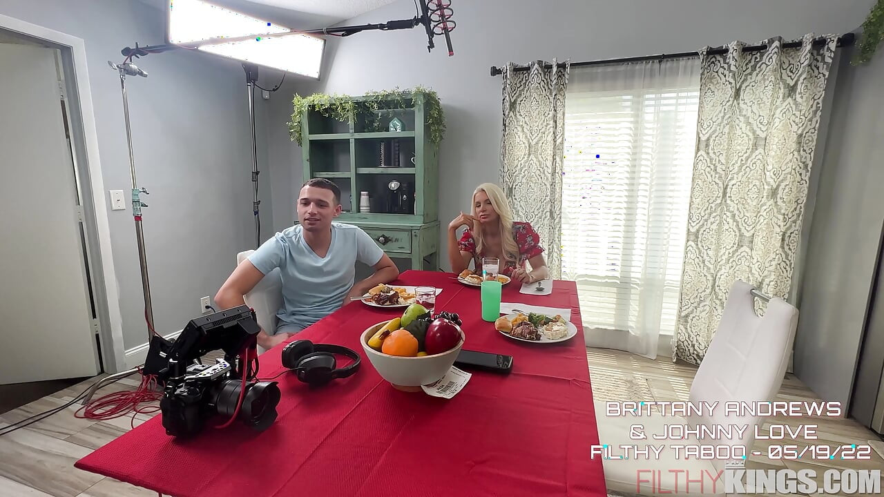 Bts Brittany Andrews - Anal with Stepmom