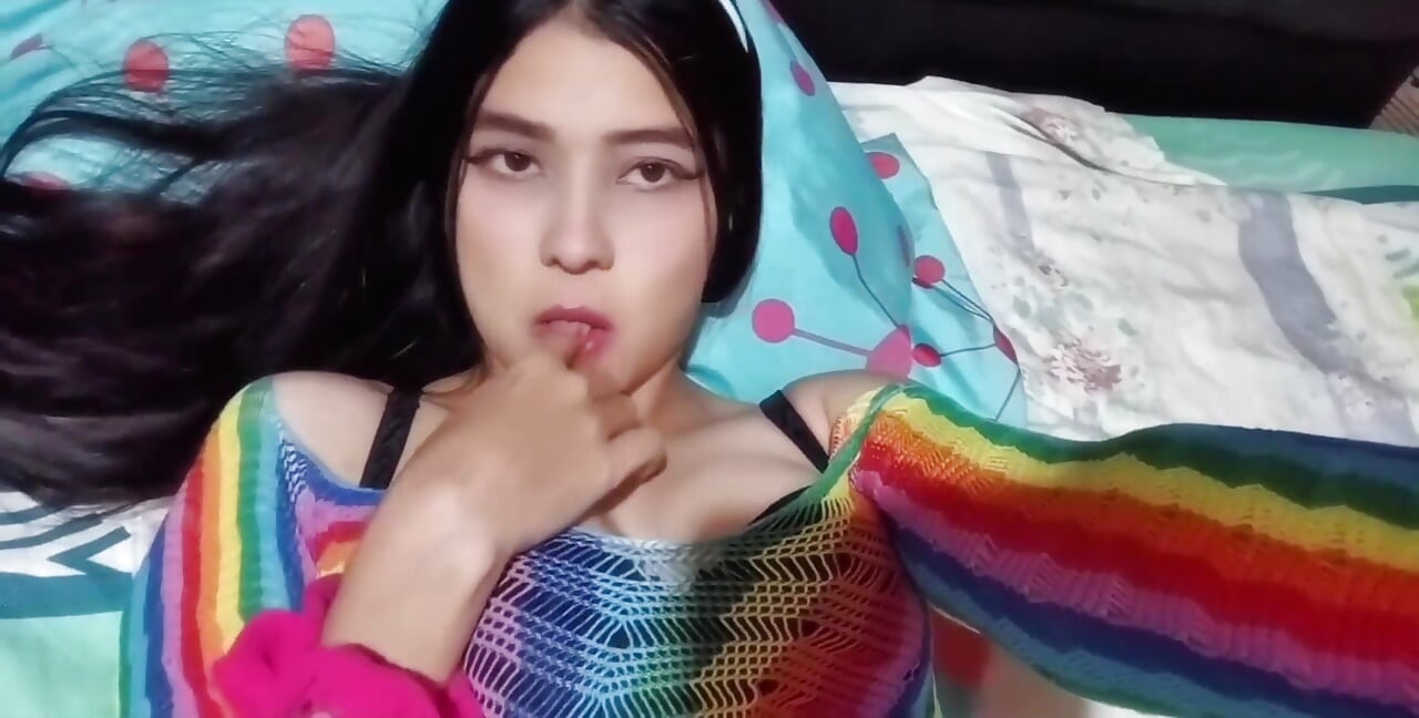 J’invite ma femme de ménage à baiser et elle répond comme ça... (vidéo maison réelle)