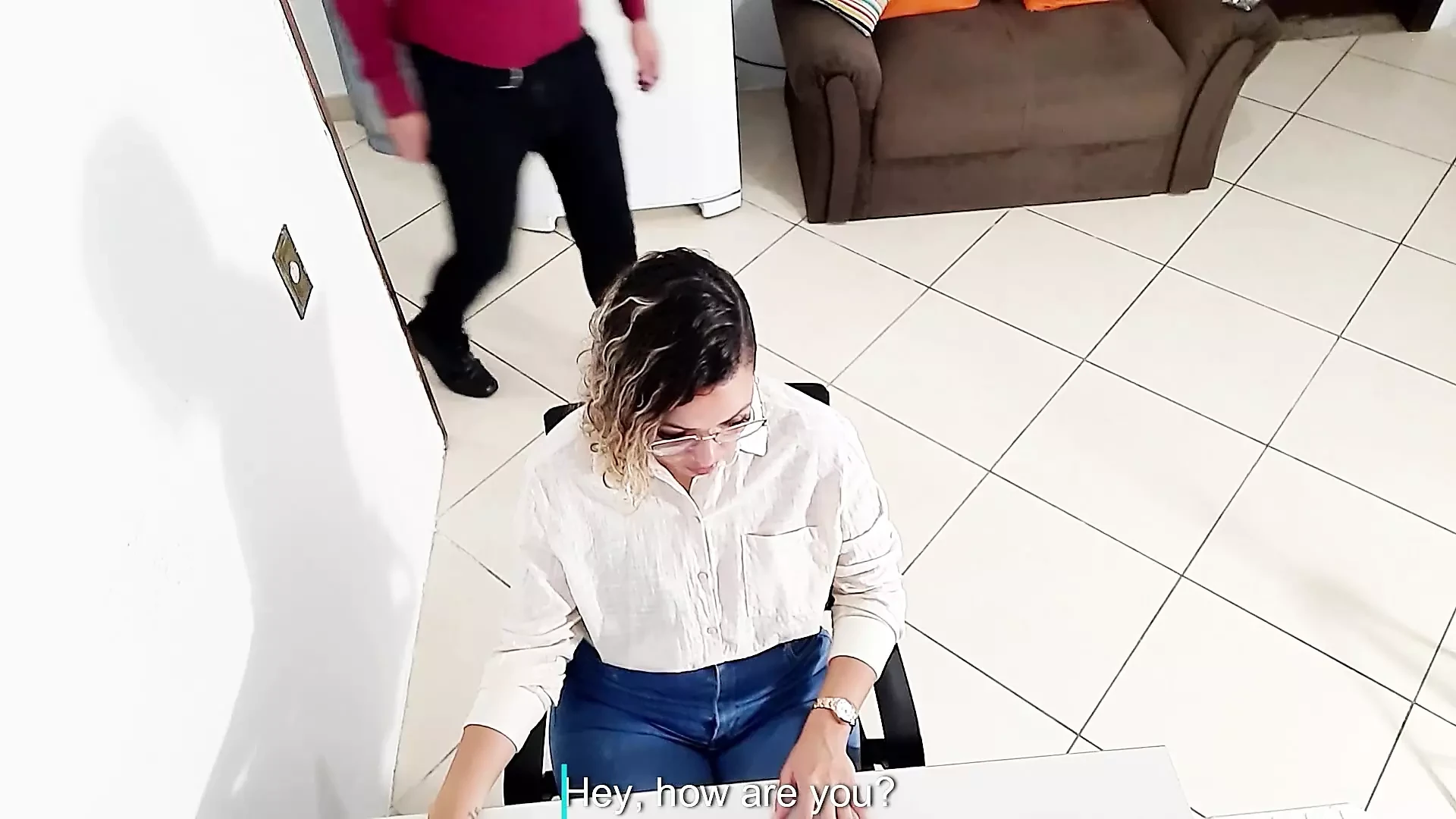 Secretaria tiene su culo usado por su jefe en la oficina.
