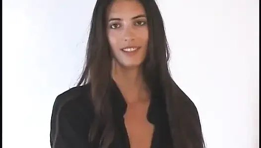 Buff stud gets his hard cock worshiped by sex brunette beauty