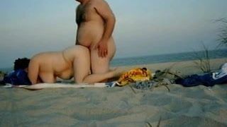 Sexe sur la plage
