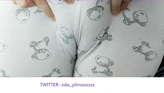 CAMELTOE- PAJAMA- SWOLLEN PUSSY