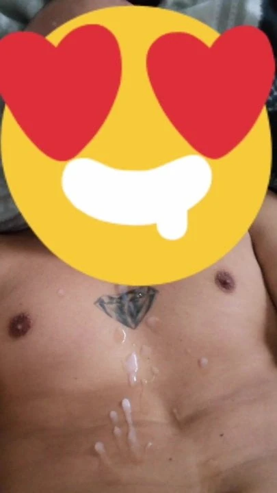 Cumshot in face