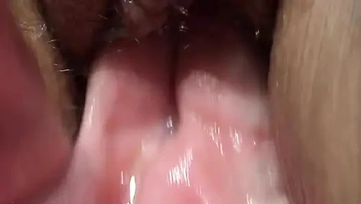 Evli kadın ofisinden ne kadar ıslak olduğunu gösteren bir video gönderdi, bir kez evde, 3 parmağımla çok iyi boşalıyor