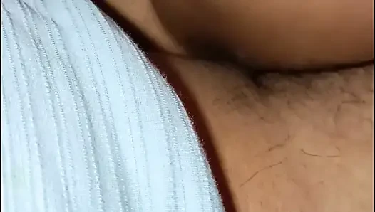Indian Bhabi Seduces the Delivery Boy - A Hot and Passionate Encounter"