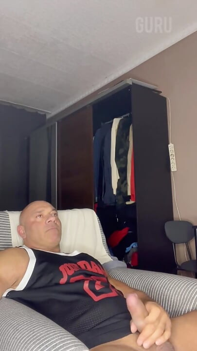 Mr Guru Home Wank Jerk