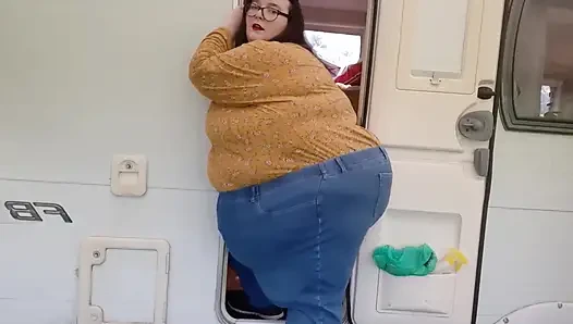 Ssbbw ve küçük kapı