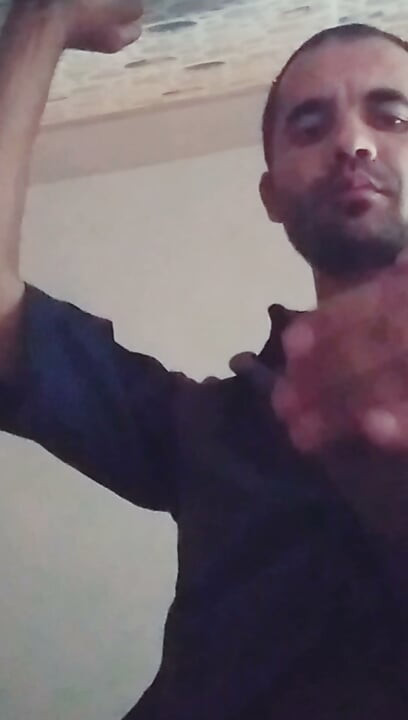 Open your pussy for me