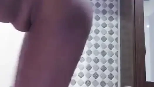 Karım yaşlı bir adam tarafından terk edildi