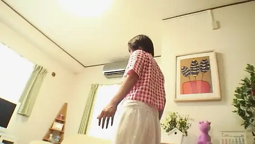 Memek asia basah dijilat dan disetubuhi