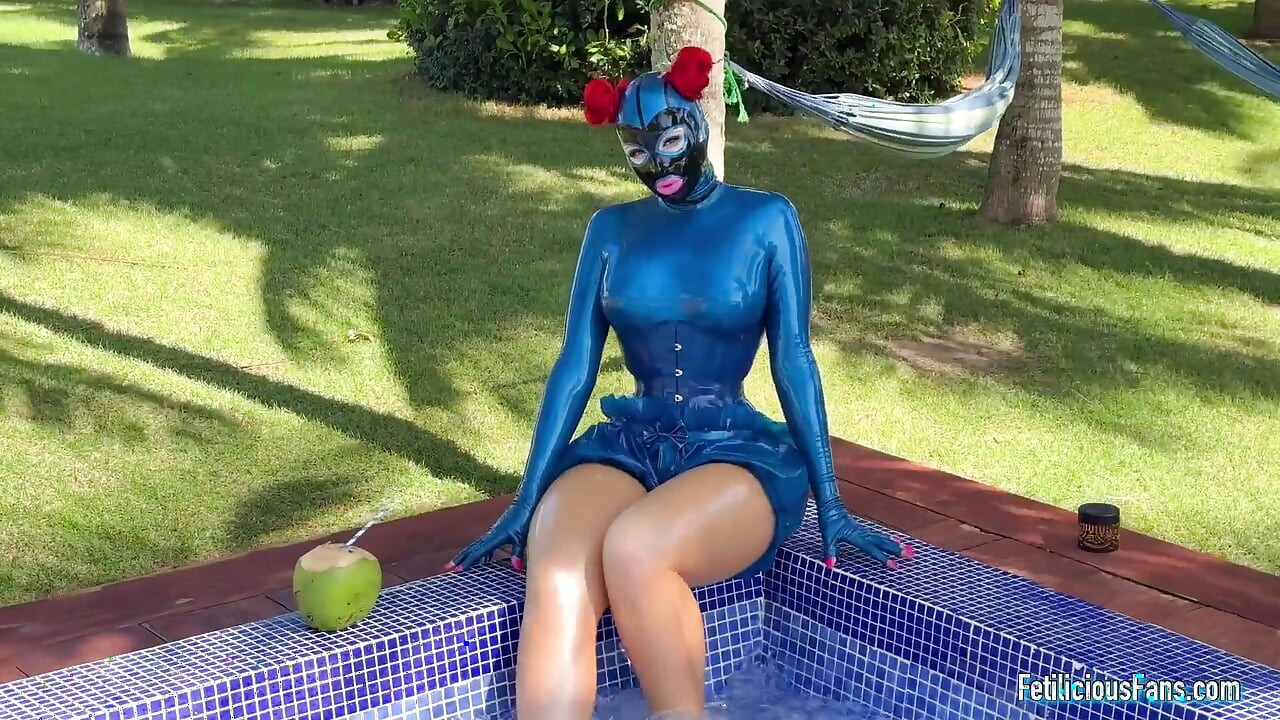 Rubberdoll ở thiên đường