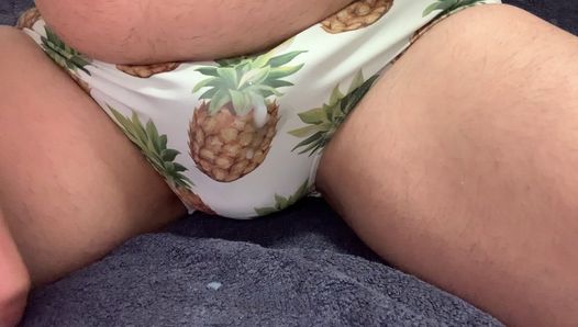 Quick Pineapples Speedo Cumshot
