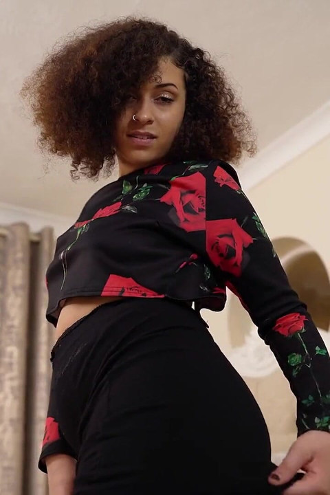 Amiya Dreams - Skirt Deal