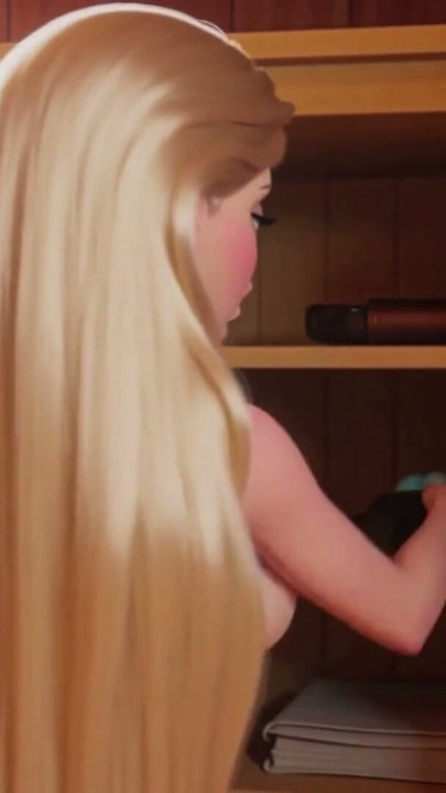 Rapunzel and Elsa find a Strapon in the Sauna - Part 1 | Clip 1