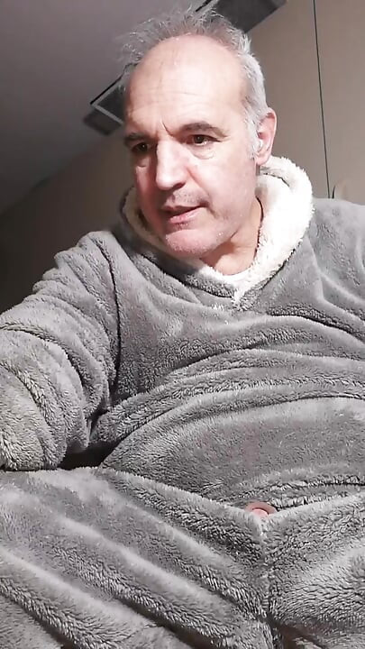 2월 10일 온라인 저녁 방송, 얼굴에 정액이 묻은 방송!