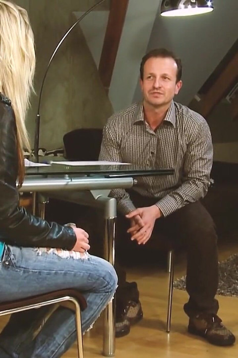 Erstaunliche MILFs szenen-2_sexy blonde MILF mit kleinen titten genießt gesichtsbesamung